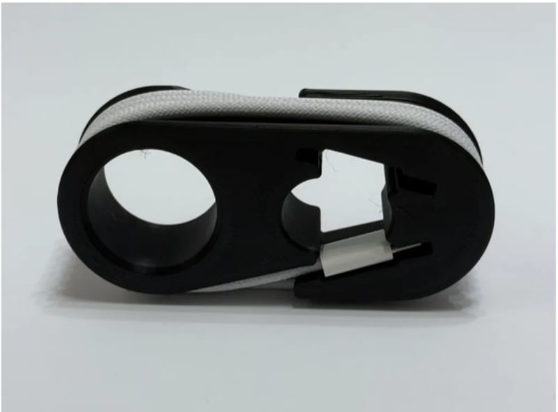 Travel Organizer For USB-C to USB-C Iphone Cable